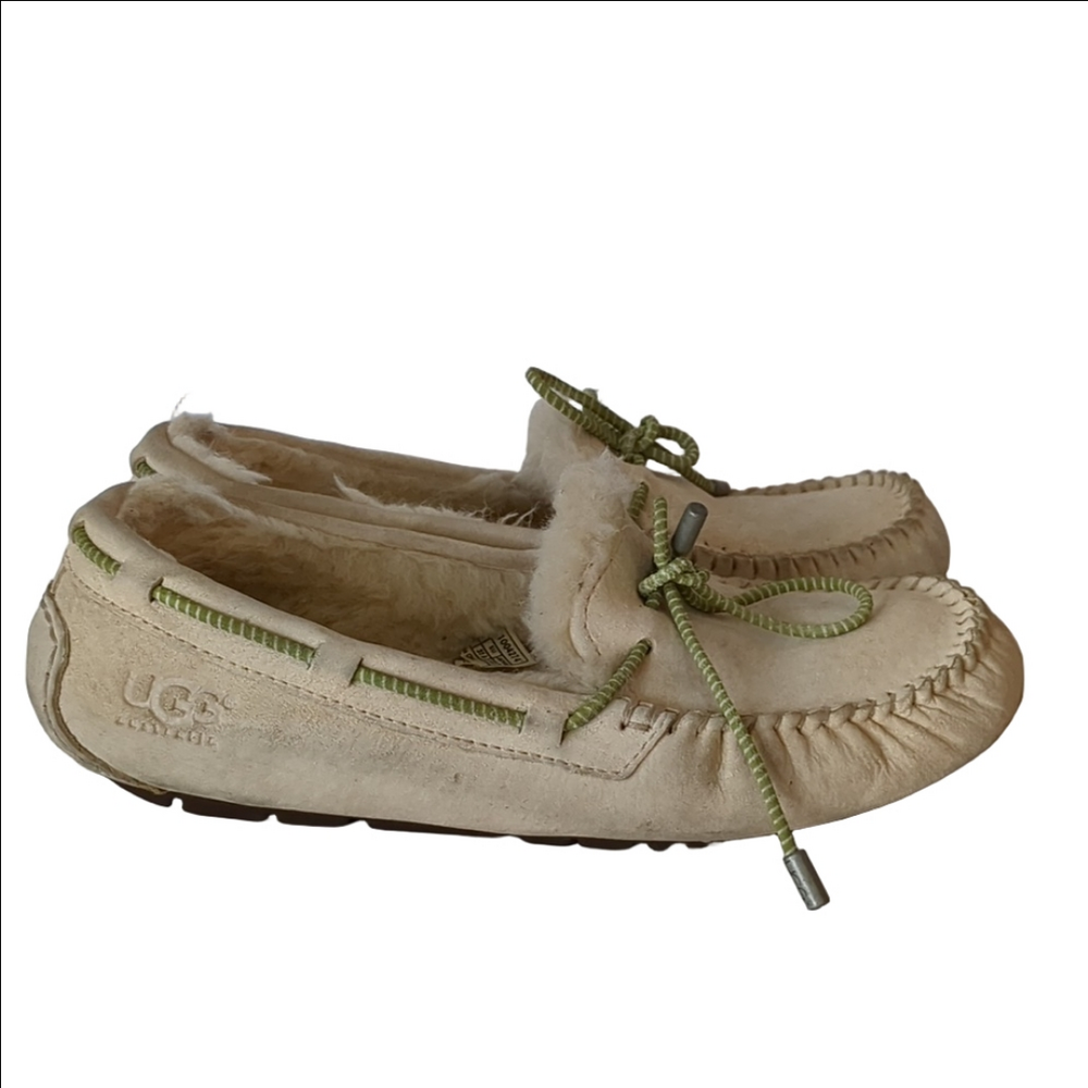 UGG Dakota Suede Moccasin Slippers Shearling Size 6